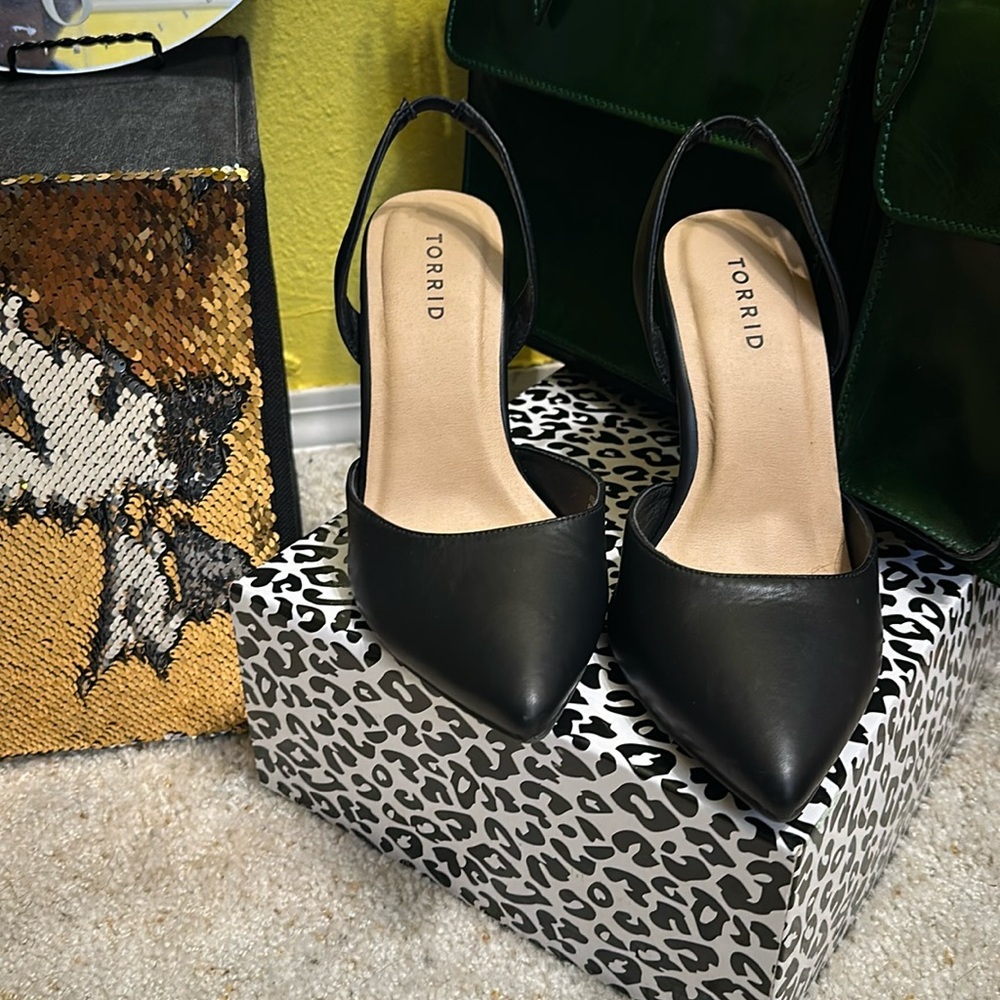TORRID Black Stiletto Slingback Pump
